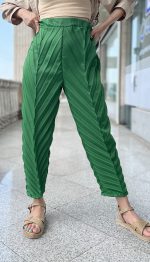 شلوار خمره ای پلیسه کد 250/2